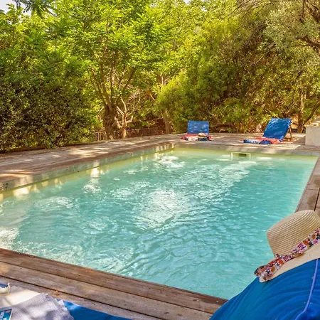 Maison Saligastri Feriehus *