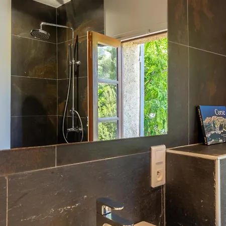 بيت للعطل Maison Saligastri *